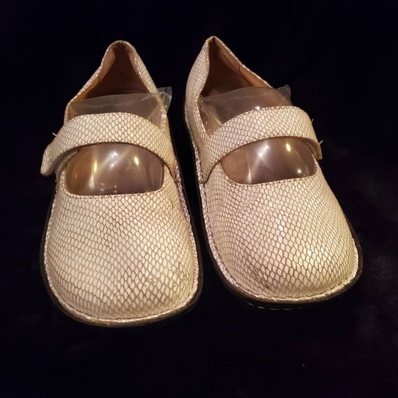 Alegria Shoes - ALEGRIA Handmade Leather Mary Jane Style Feliz Mule